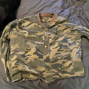 Camo jacket super cute short jacket
